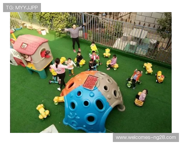 周末家庭欢乐时光一起畅玩游戏尽享亲子乐趣